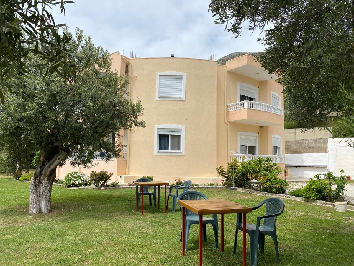 Onirana Apartments Borsh Zewnętrze zdjęcie