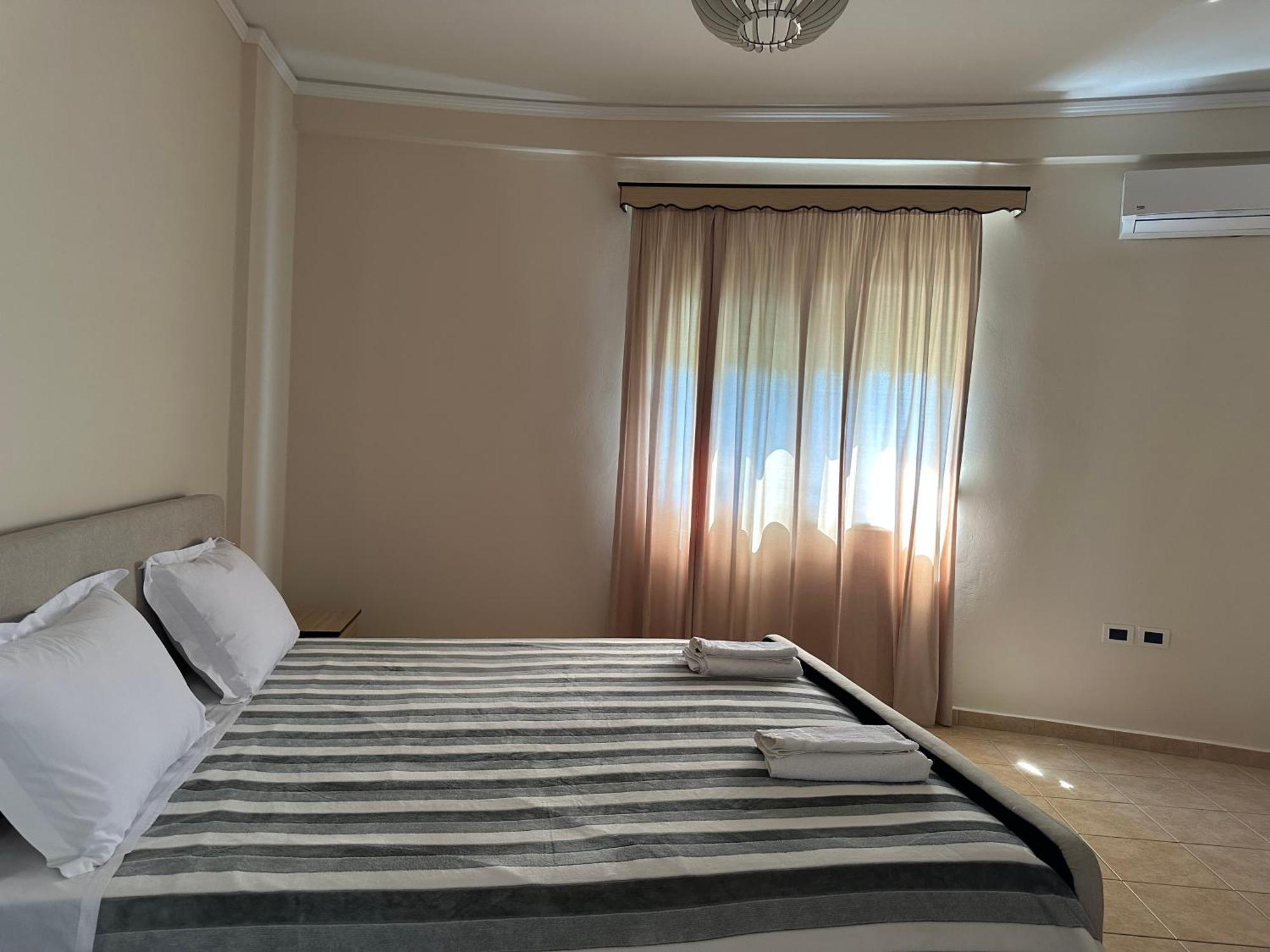 Onirana Apartments Borsh Zewnętrze zdjęcie