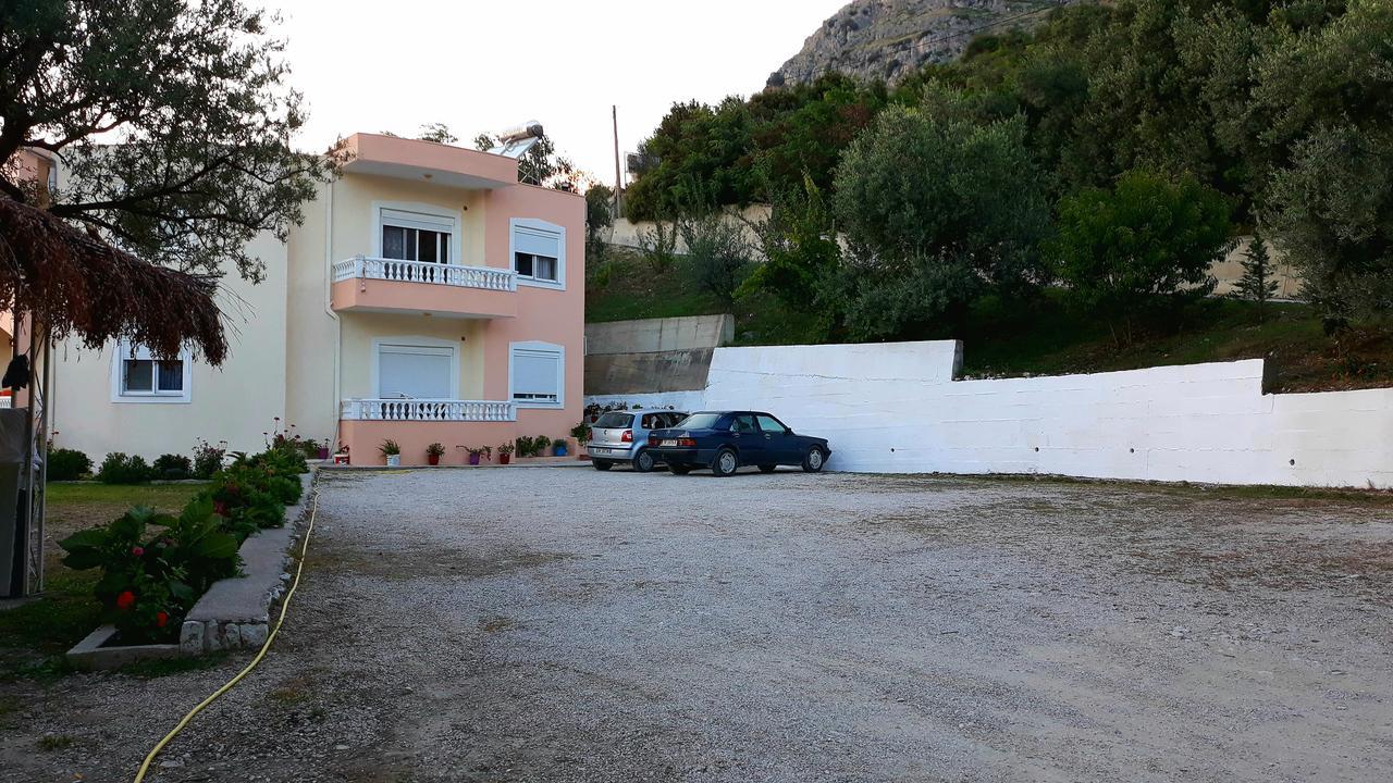 Onirana Apartments Borsh Zewnętrze zdjęcie